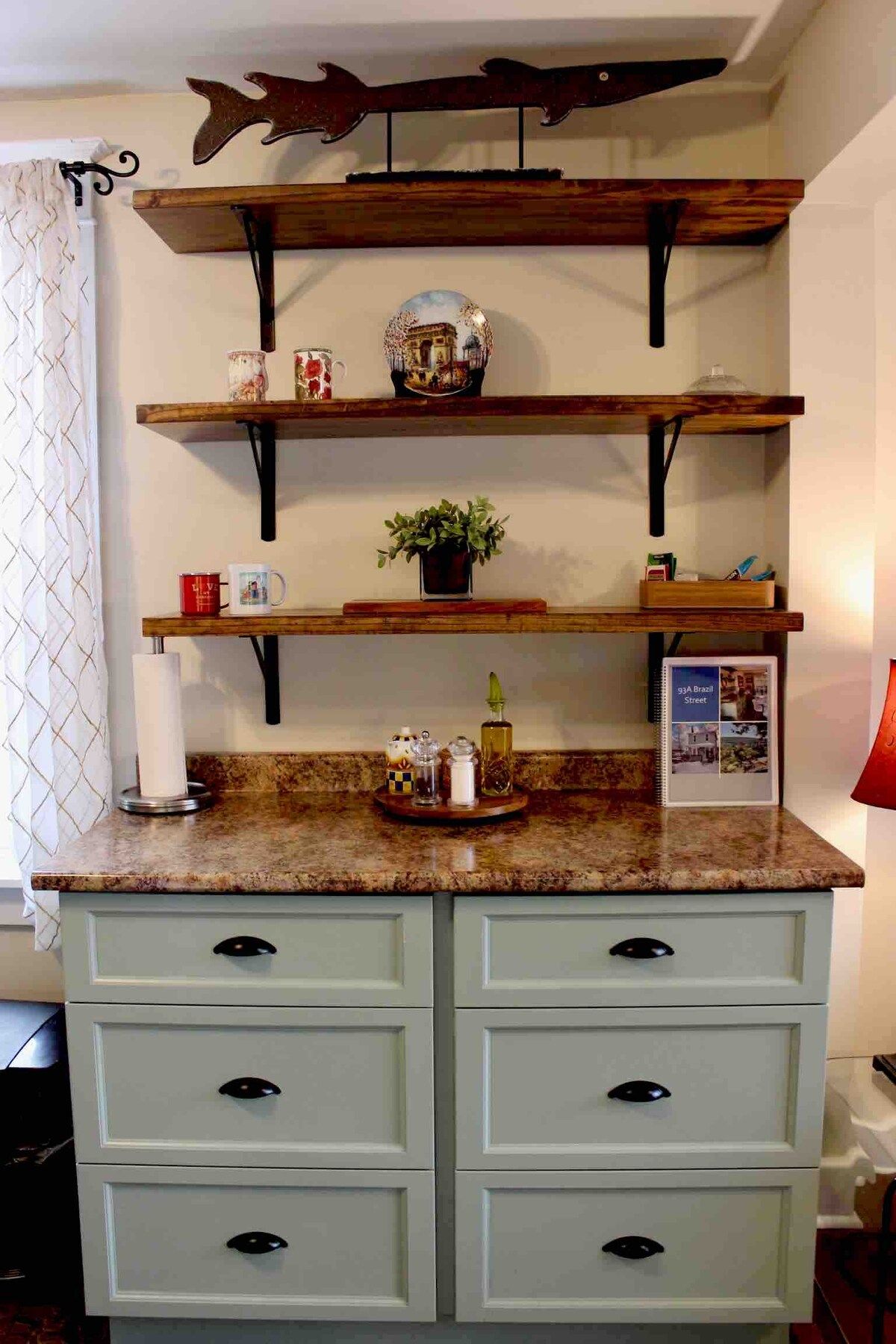 The Hill House shelving